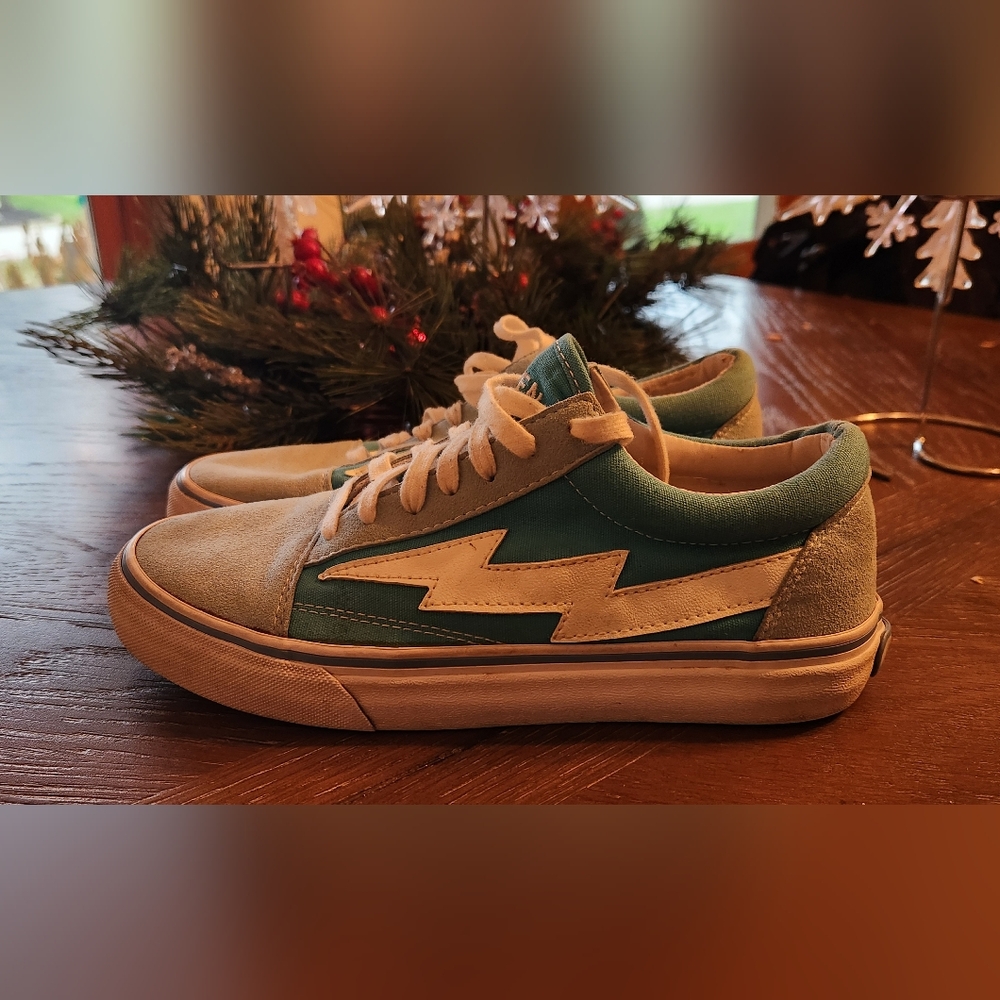 Revenge Storm size 6 "LA Blue"